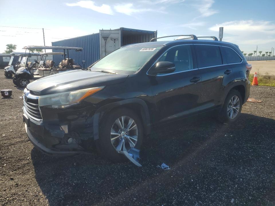 TOYOTA HIGHLANDER 2015 with VIN 5TDKKRFHXFS092695 - Photo from auction
