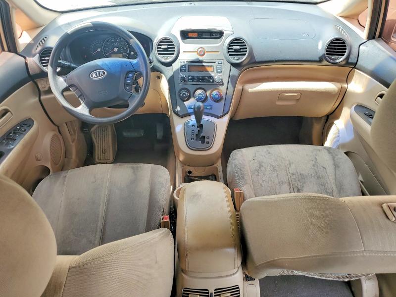 Photo 8 from auction – 2008 KIA RONDO with VIN KNAFG526787174152