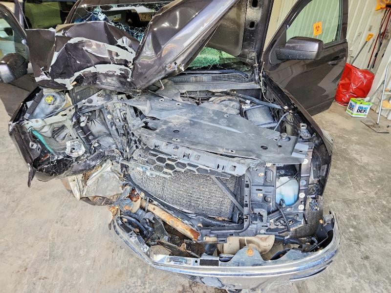Photo 11 from auction – 2015 CHEVROLET SILVERADO with VIN 3GCUKREC8FG391938