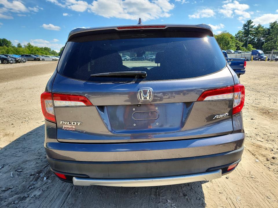 Photo 6 from auction – 2019 HONDA PILOT with VIN 5FNYF6H50KB069103