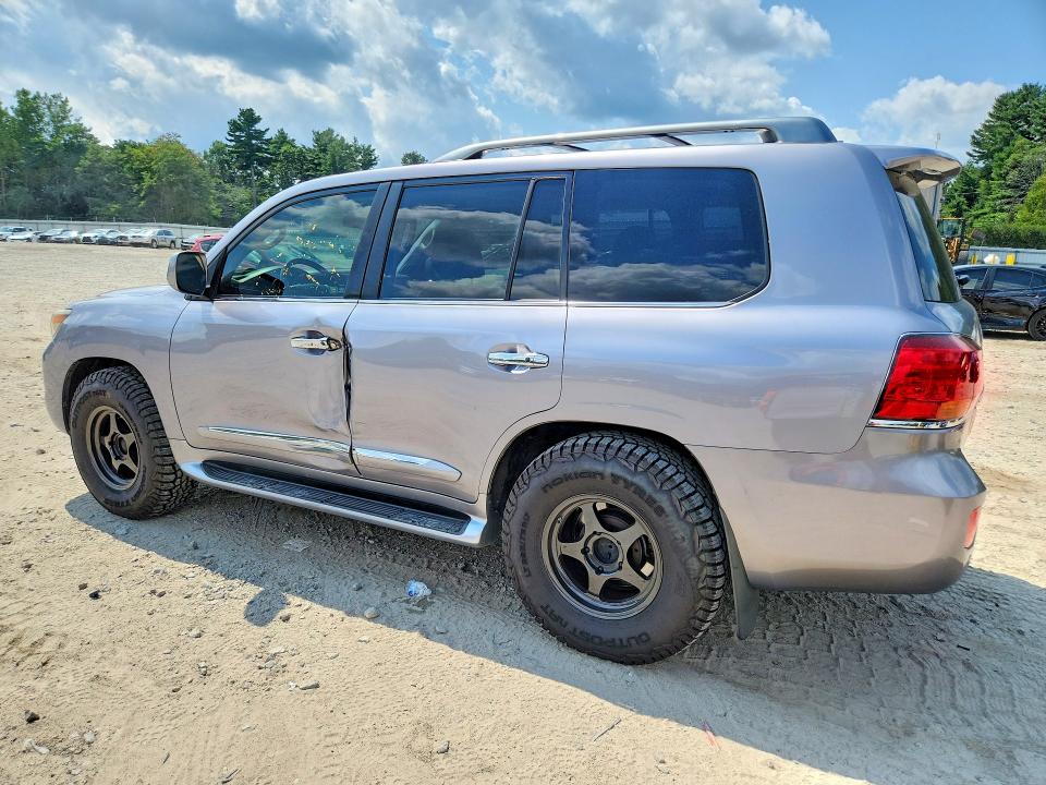 Photo 2 from auction – 2011 LEXUS LX with VIN JTJHY7AXXB4060232