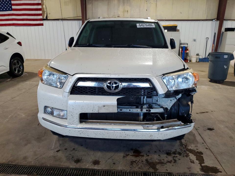 Photo 5 from auction – 2011 TOYOTA 4RUNNER with VIN JTEBU5JR6B5050104