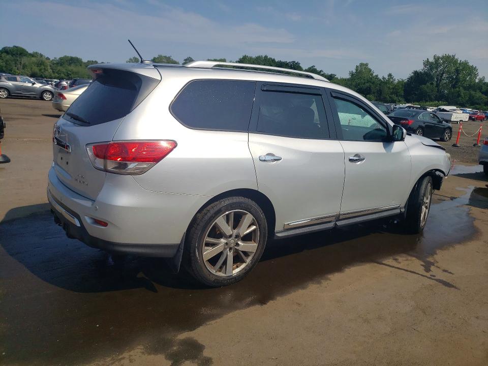 Photo 3 from auction – 2014 NISSAN PATHFINDER with VIN 5N1AR2MM8EC604674