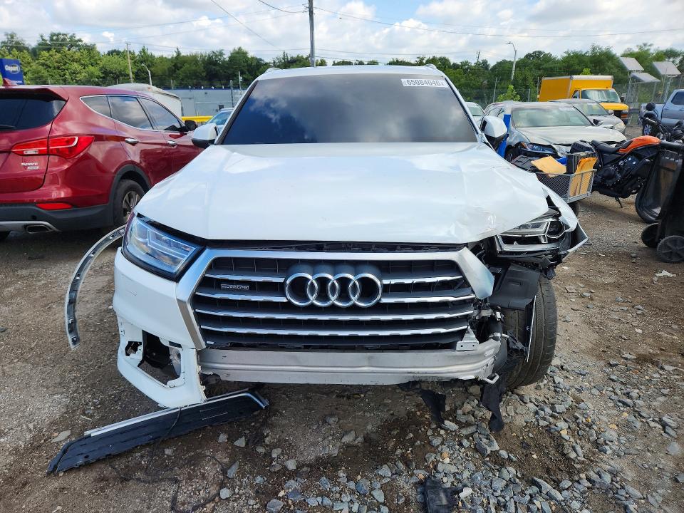 Photo 5 from auction – 2018 AUDI Q7 with VIN WA1LHAF72JD000585