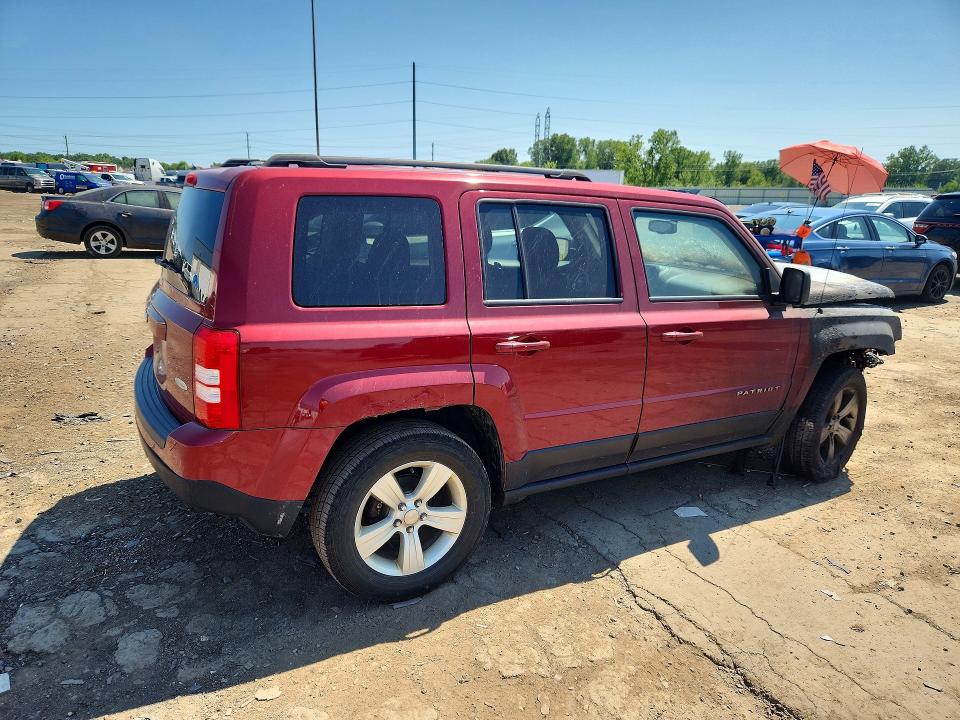 Photo 3 from auction – 2017 JEEP PATRIOT with VIN 1C4NJRFB6HD174823