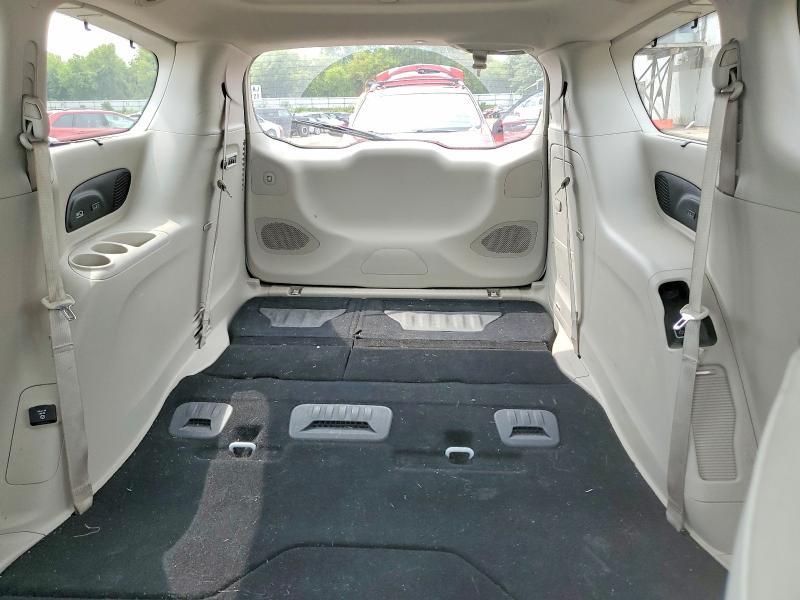Photo 10 from auction – 2017 CHRYSLER PACIFICA with VIN 2C4RC1GG9HR608172