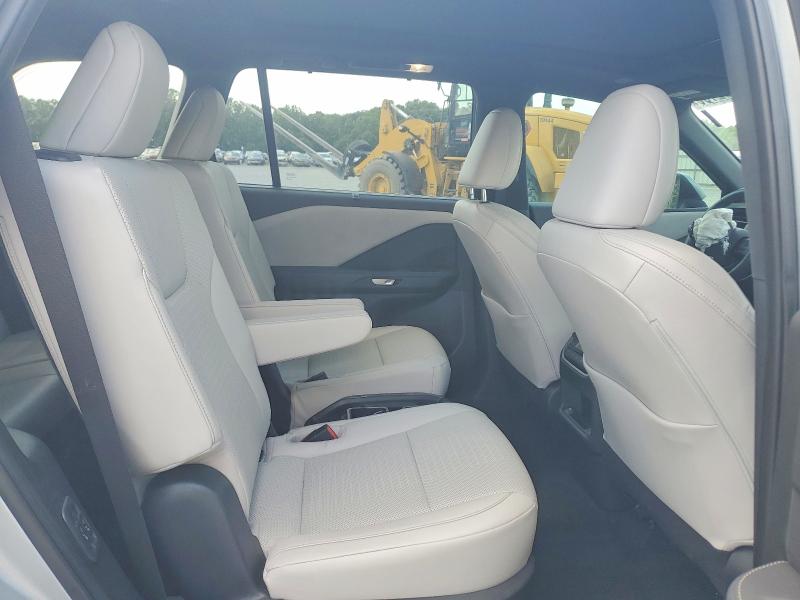 Photo 11 from auction – 2024 LEXUS TX350 with VIN 5TDAAAA62RS008346