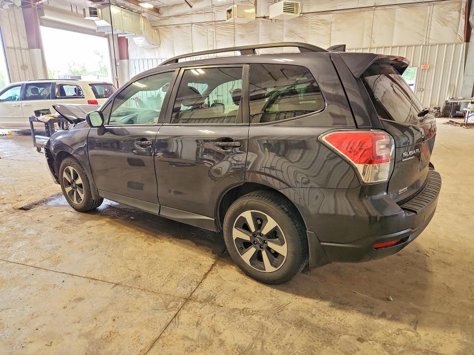 Photo 2 from auction – 2018 SUBARU FORESTER with VIN JF2SJAEC6JG527288