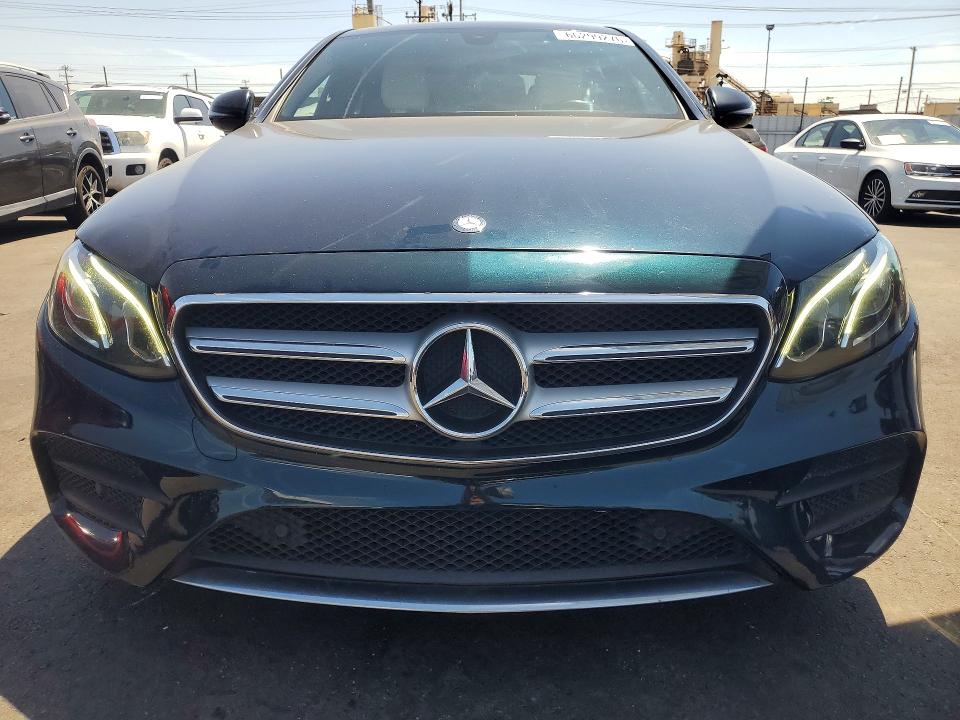 Photo 5 from auction – 2017 MERCEDES-BENZ E with VIN WDDZF4JB8HA121576