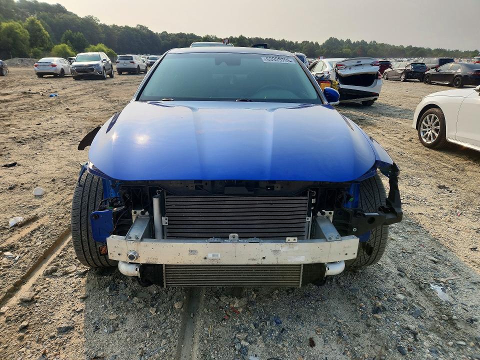 Photo 5 from auction – 2019 GENESIS G70 with VIN KMTG64LA1KU031599