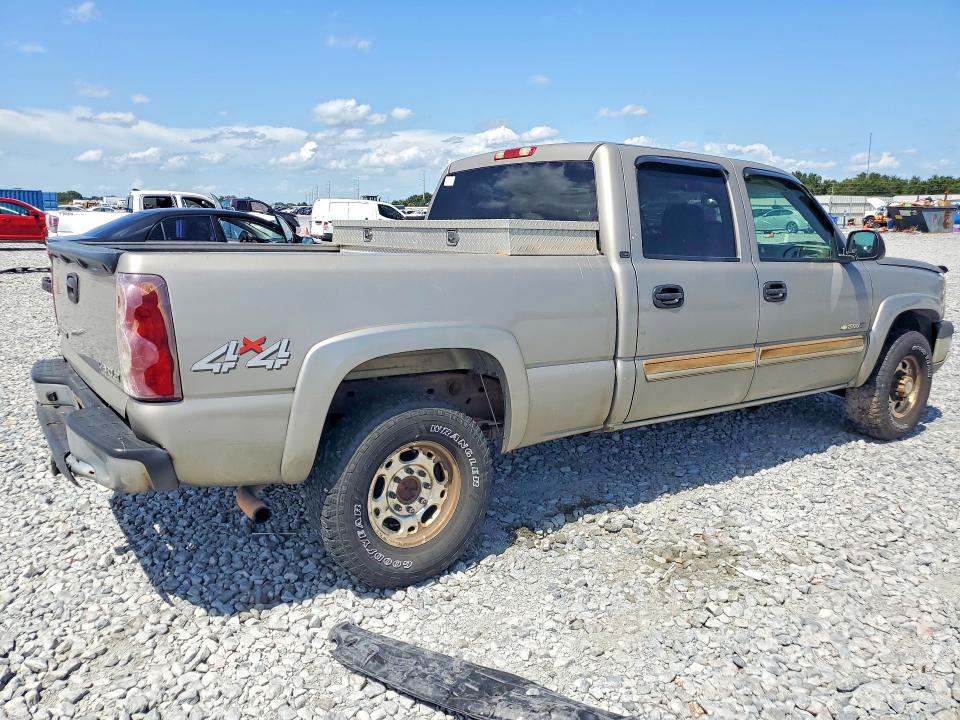 Photo 3 from auction – 2003 CHEVROLET SILVERADO with VIN 1GCGK13U63F171401