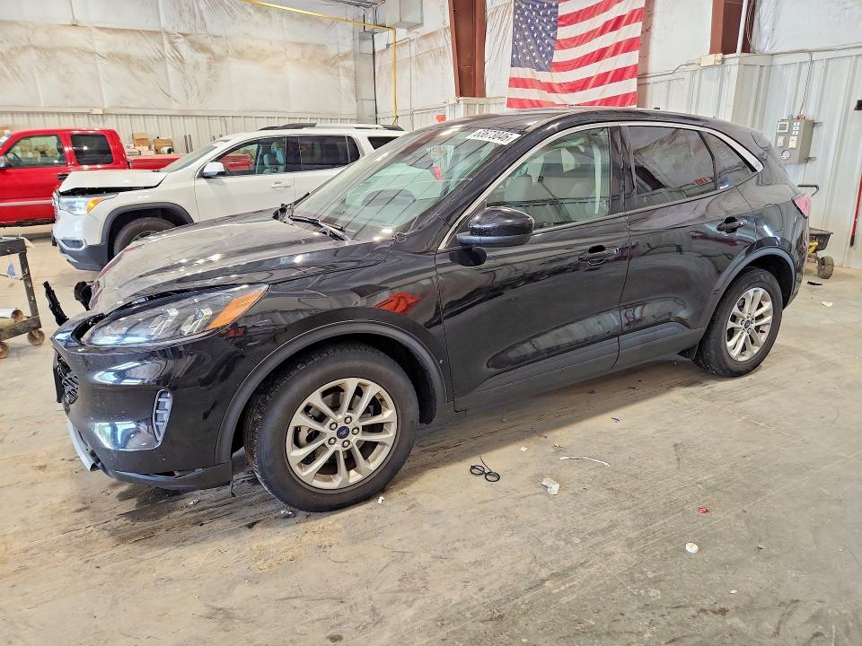FORD ESCAPE 2020 with VIN 1FMCU0G6XLUA96174 - Photo from auction