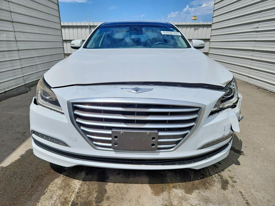 Photo 5 from auction – 2016 HYUNDAI GENESIS with VIN KMHGN4JE3GU119550