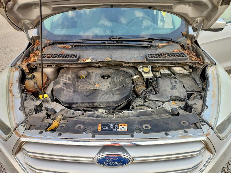 Photo 12 from auction – 2017 FORD ESCAPE with VIN 1FMCU9G93HUB67432