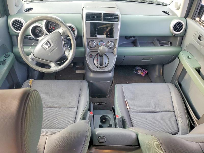 Photo 8 from auction – 2003 HONDA ELEMENT with VIN 5J6YH18523L006901
