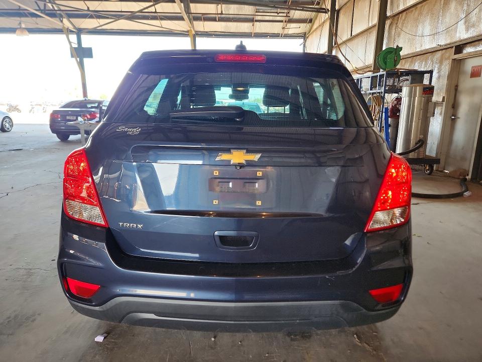 Photo 6 from auction – 2019 CHEVROLET TRAX with VIN 3GNCJKSB4KL176390
