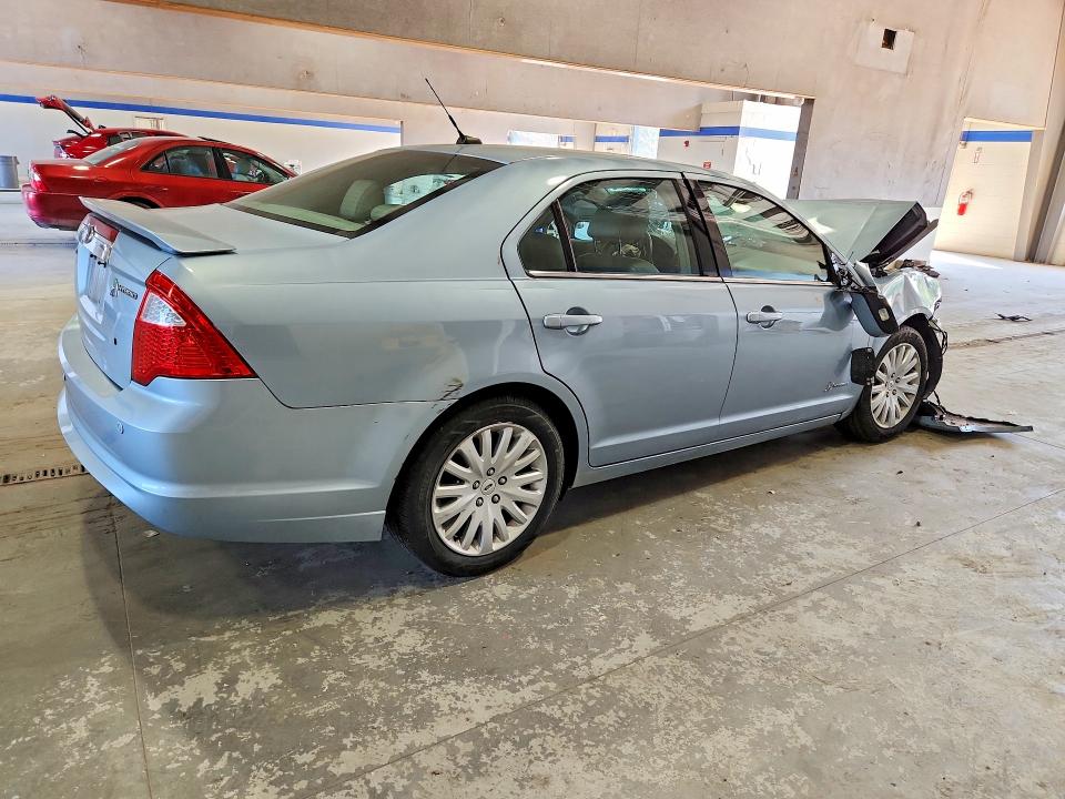 Photo 3 from auction – 2011 FORD FUSION with VIN 3FADP0L30BR183153