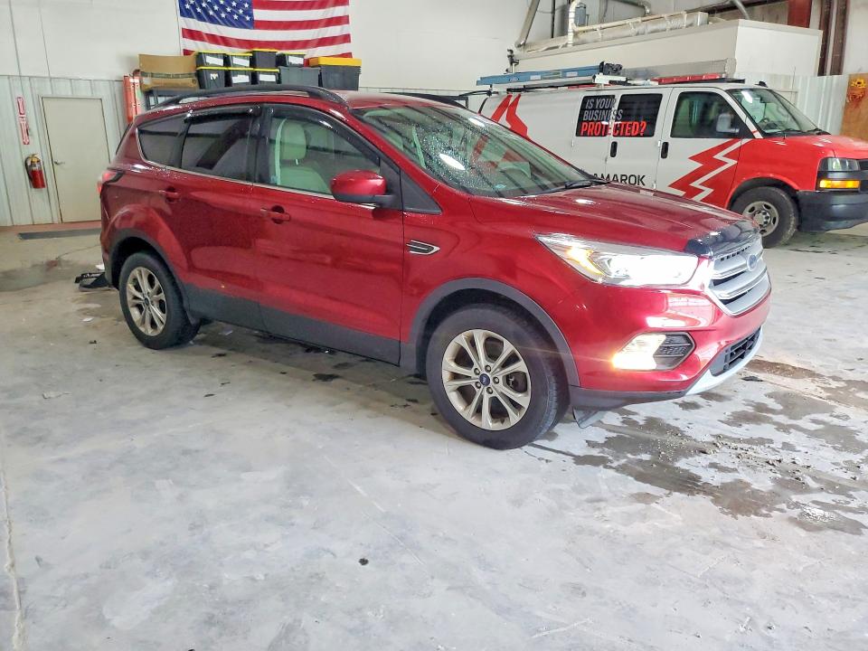 Photo 4 from auction – 2018 FORD ESCAPE with VIN 1FMCU9HD3JUA82017