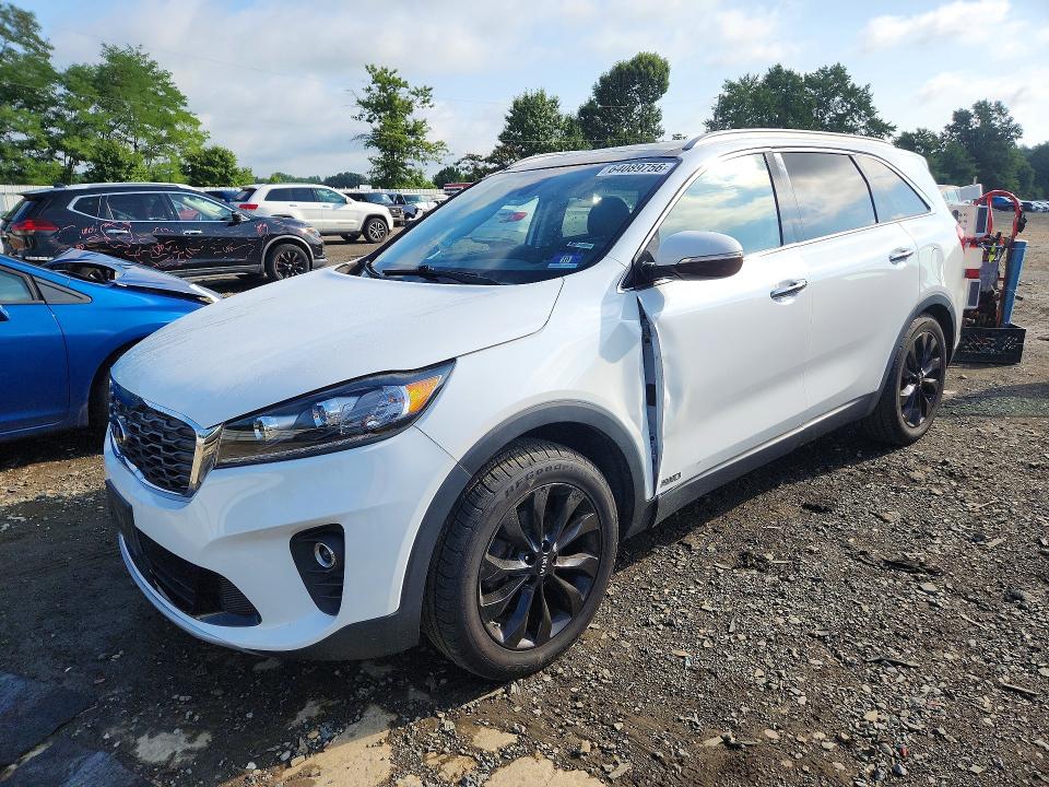 KIA SORENTO 2020 with VIN 5XYPHDA59LG639517 - Photo from auction