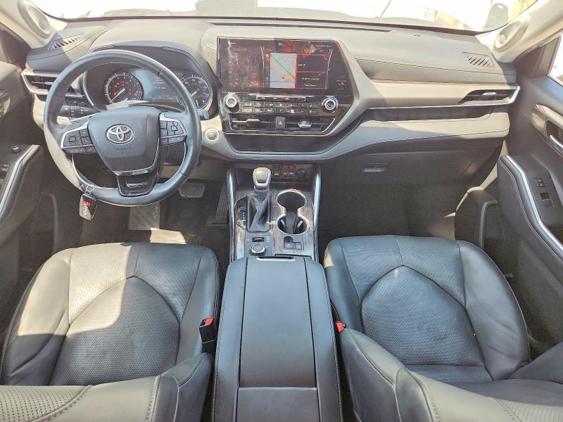 Photo 8 from auction – 2020 TOYOTA HIGHLANDER with VIN 5TDDZRBH5LS004836