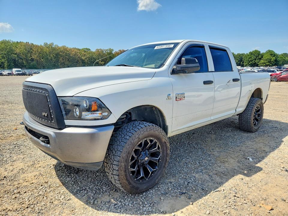 DODGE RAM 2500 2011 مع رقم تعريف المركبة 3D7UT2CLXBG606288 - صورة من المزاد