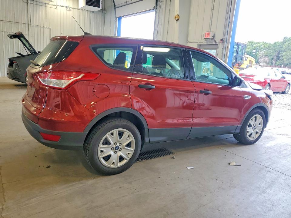 Photo 3 from auction – 2015 FORD ESCAPE with VIN 1FMCU0F75FUB06981