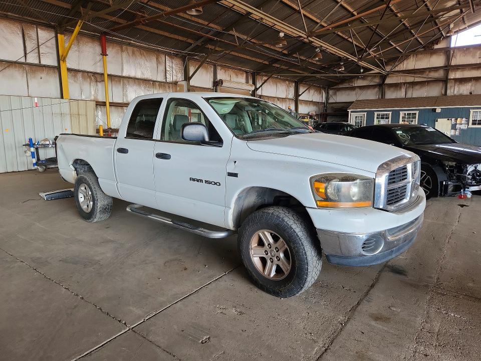 Photo 4 from auction – 2006 DODGE RAM 1500 with VIN 1D7HU18206S524576