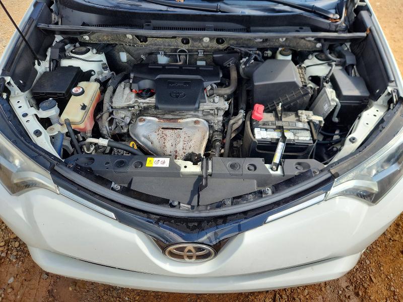 Photo 12 from auction – 2017 TOYOTA RAV4 with VIN JTMWFREV0HJ130030