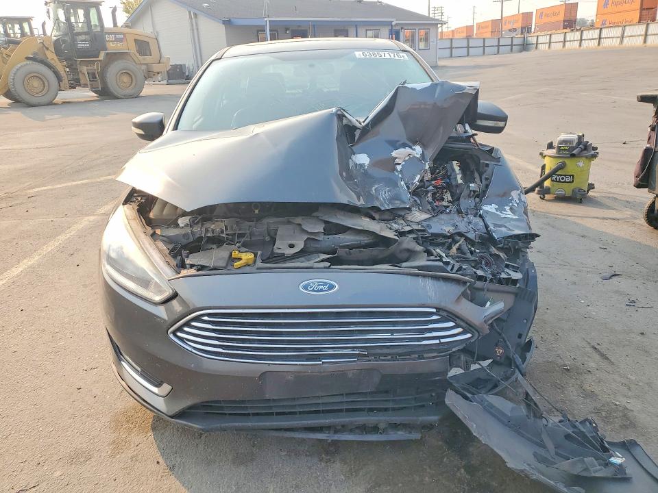 Photo 5 from auction – 2017 FORD FOCUS with VIN 1FADP3N25HL264856