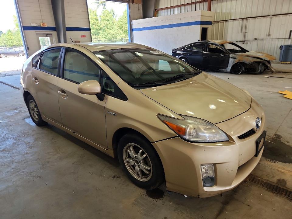 Photo 4 from auction – 2010 TOYOTA PRIUS with VIN JTDKN3DU6A1026431
