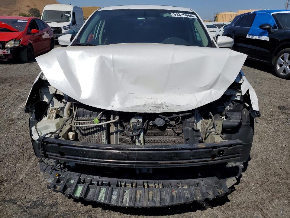 Photo 5 from auction – 2017 NISSAN SENTRA with VIN 3N1CB7APXHY238471