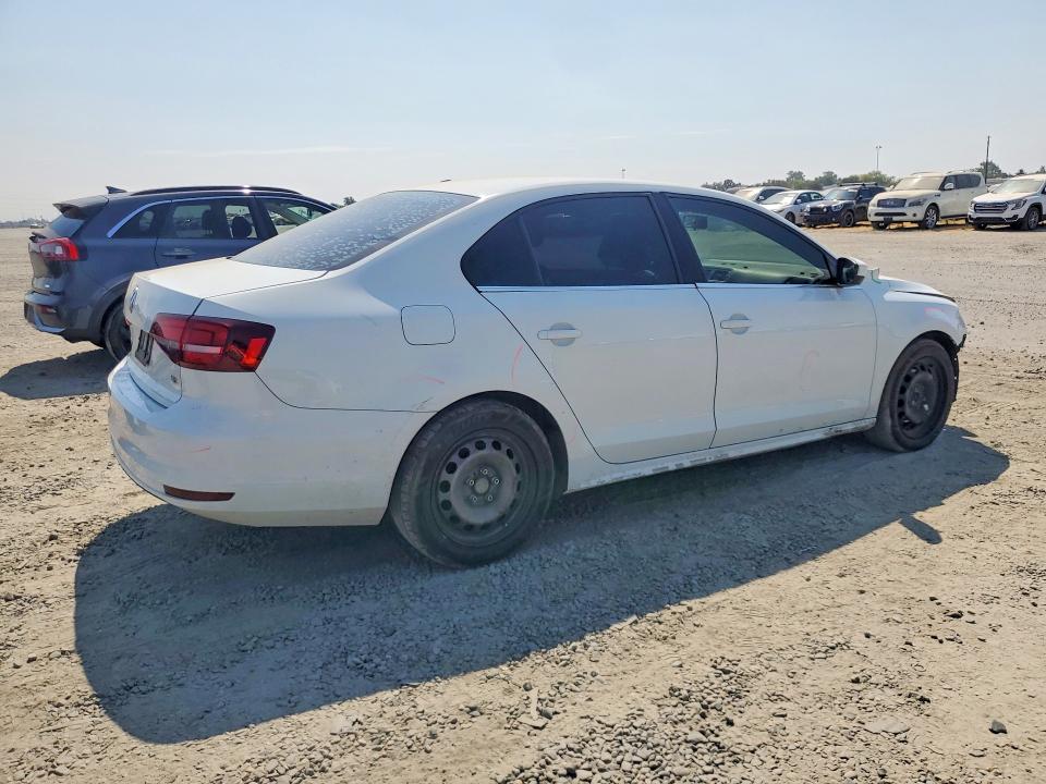 Photo 3 from auction – 2017 VOLKSWAGEN JETTA with VIN 3VW2B7AJ2HM371220