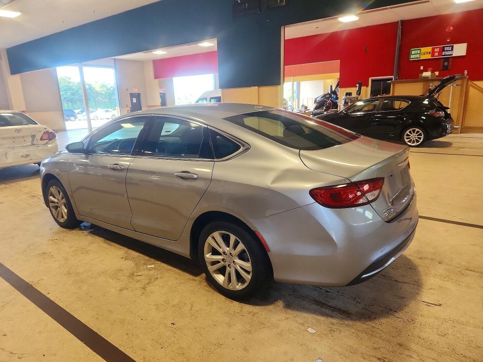 Photo 2 from auction – 2015 CHRYSLER 200 with VIN 1C3CCCAB3FN719846
