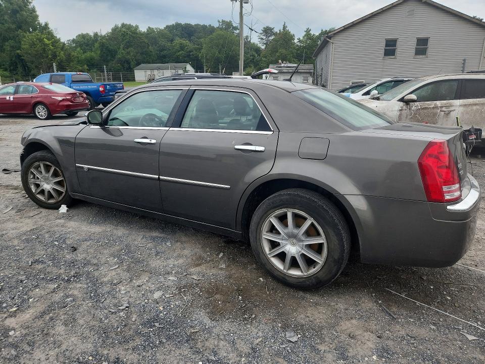 Photo 2 from auction – 2008 CHRYSLER 300C with VIN 2C3LK63H78H121180