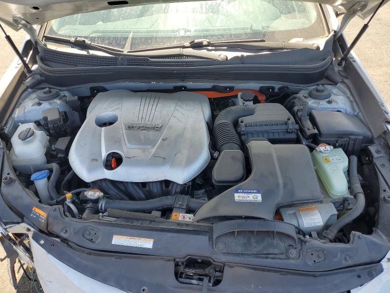 Photo 11 from auction – 2015 HYUNDAI SONATA HYBRID with VIN KMHEC4A40FA133104
