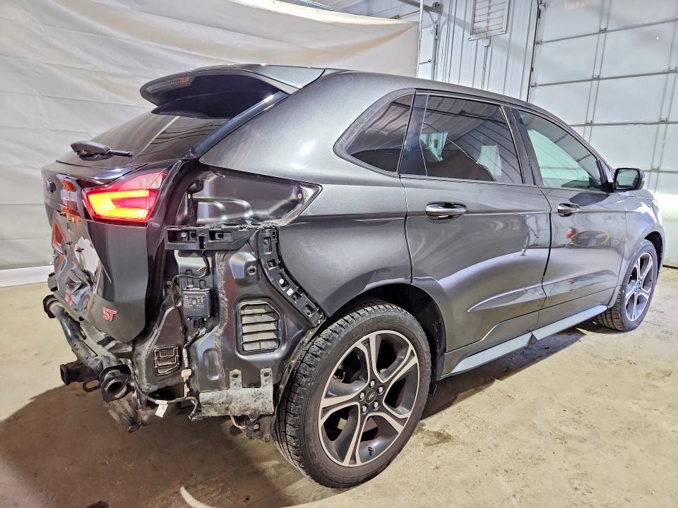 Photo 3 from auction – 2019 FORD EDGE with VIN 2FMPK4AP5KBC15690