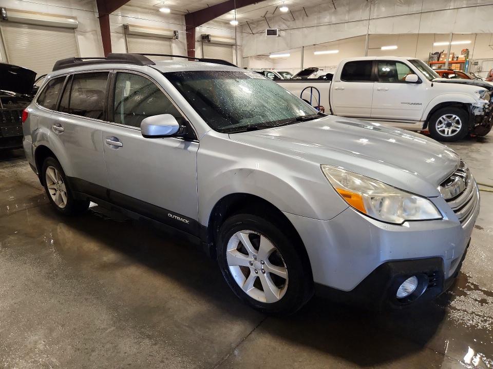 Photo 4 from auction – 2013 SUBARU OUTBACK with VIN 4S4BRCCC7D3254701