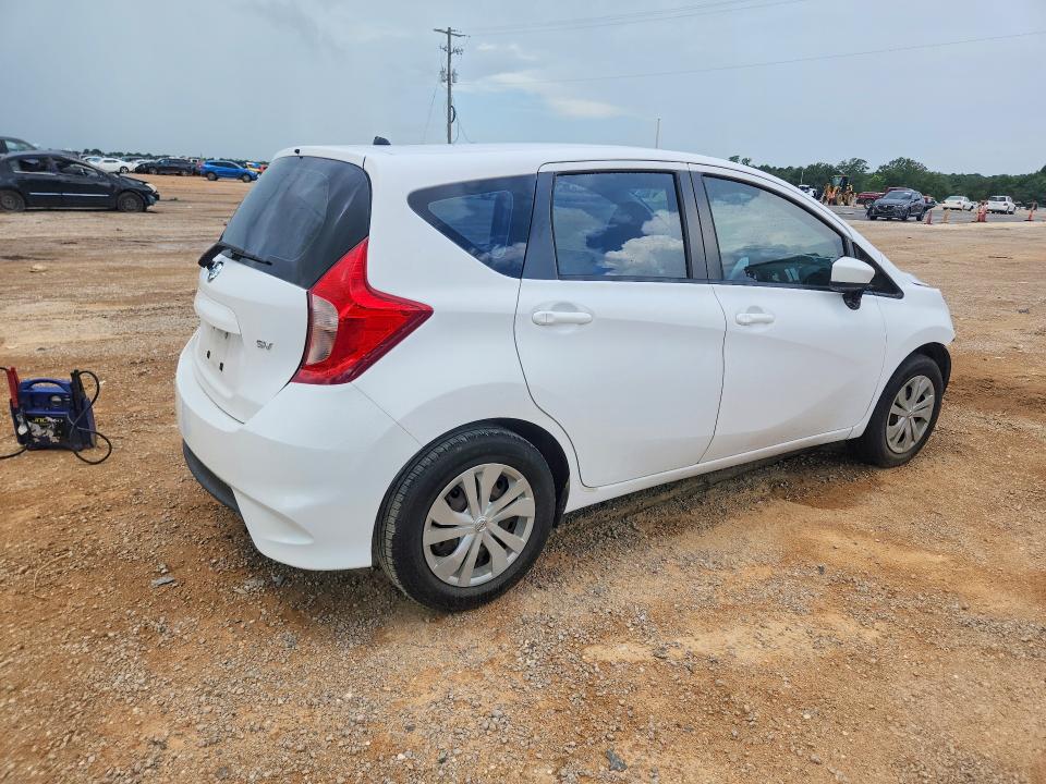 Photo 3 from auction – 2018 NISSAN VERSA NOTE with VIN 3N1CE2CP0JL369810