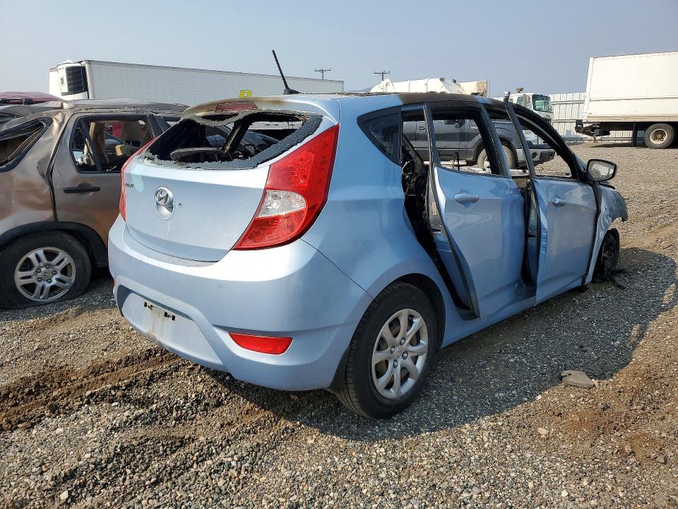 Photo 3 from auction – 2013 HYUNDAI ACCENT with VIN KMHCT5AE3DU128903