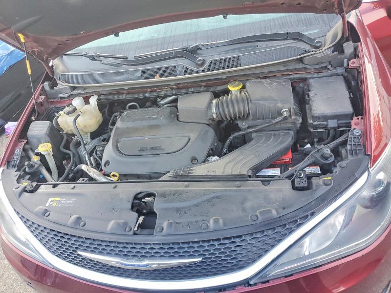 Photo 12 from auction – 2019 CHRYSLER PACIFICA with VIN 2C4RC1GG7KR720136