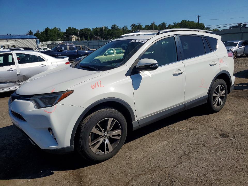 TOYOTA RAV4 2017 with VIN JTMRFREVXHJ112647 - Photo from auction