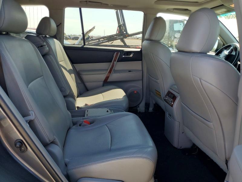 Photo 11 from auction – 2011 TOYOTA HIGHLANDER with VIN 5TDDK3EH2BS078291