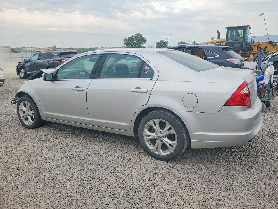 Photo 2 from auction – 2012 FORD FUSION with VIN 3FAHP0HG2CR323198