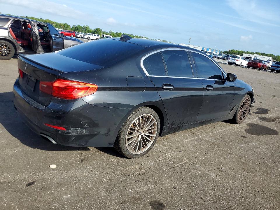 Снимка 3 от търг – 2018 BMW 540 с VIN WBAJE5C59JWA96297