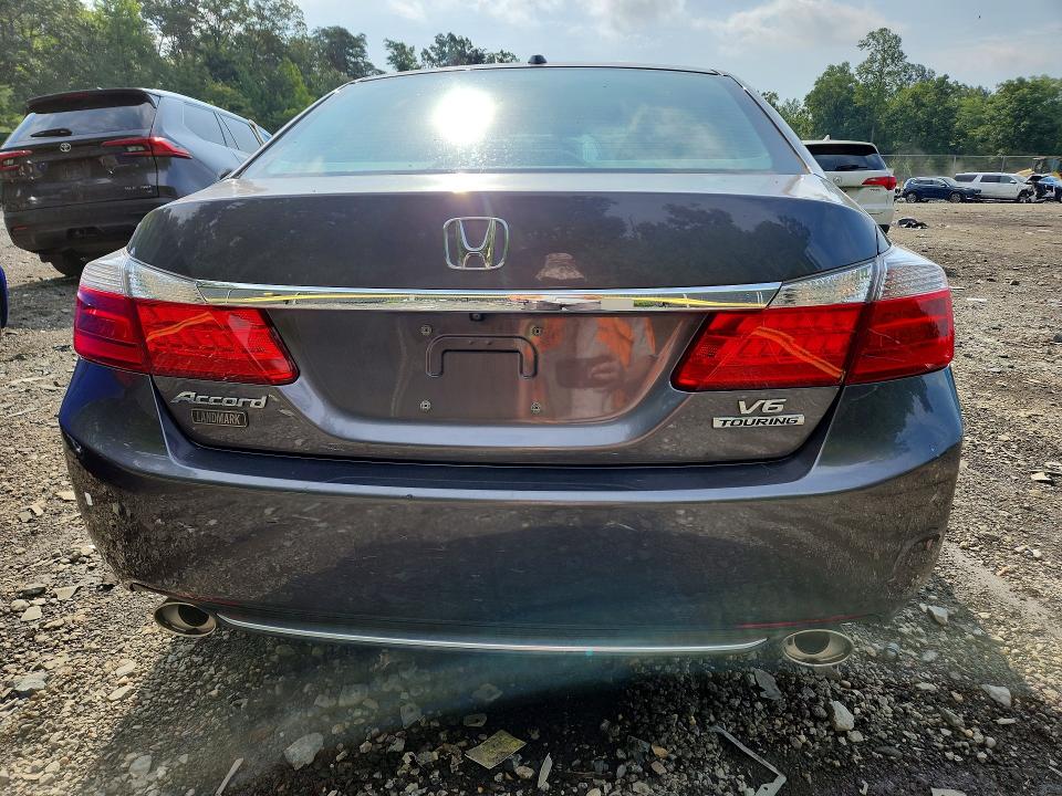 Photo 6 from auction – 2014 HONDA ACCORD with VIN 1HGCR3F97EA013261