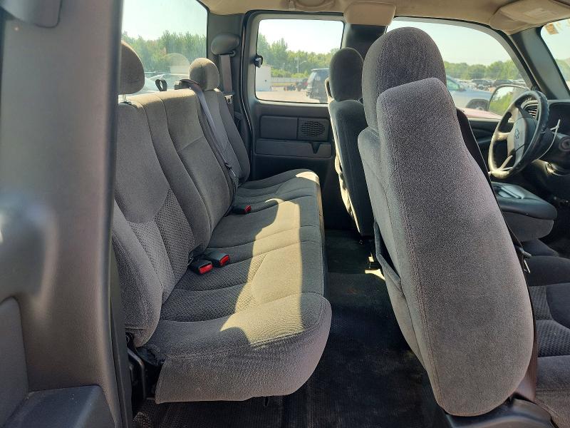 Photo 10 from auction – 2006 CHEVROLET SILVERADO with VIN 1GCEC19Z56E214823