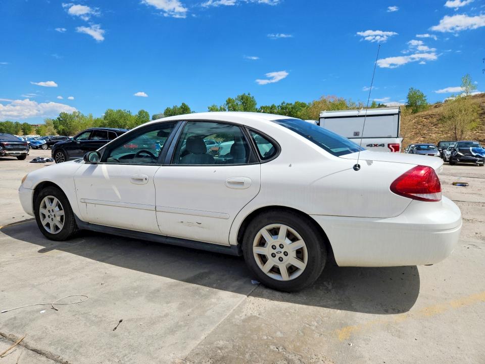 Photo 2 from auction – 2004 FORD TAURUS with VIN 1FAFP53224G178950