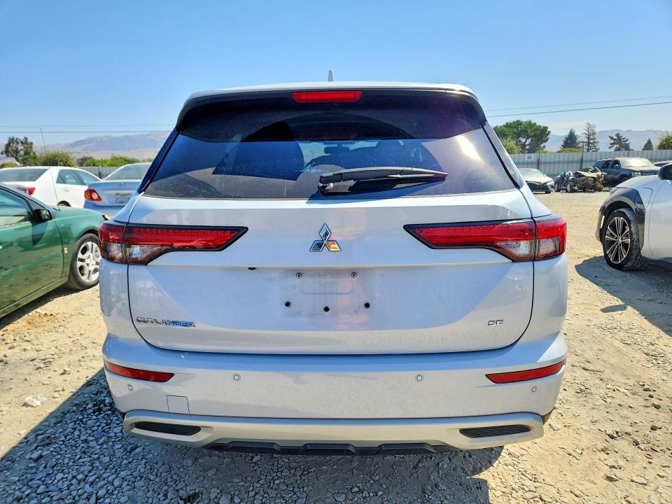 Photo 6 from auction – 2024 MITSUBISHI OUTLANDER with VIN JA4J4VA85RZ069604