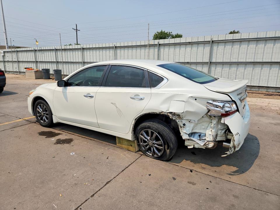 Photo 2 from auction – 2015 NISSAN ALTIMA with VIN 1N4AL3AP5FN359225