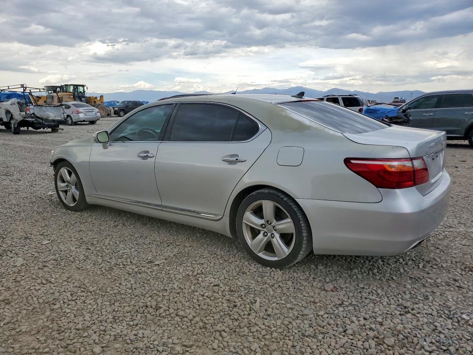 Photo 2 from auction – 2012 LEXUS LS with VIN JTHDL5EF9C5004315